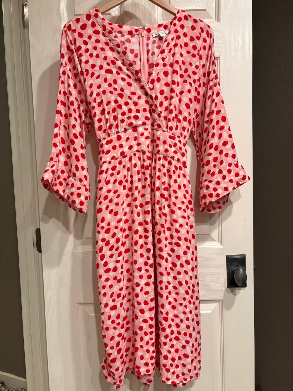 FREE ASSEMBLY Red Pink Polka Dot Wrap Dress
Size Large Valentines Artsy